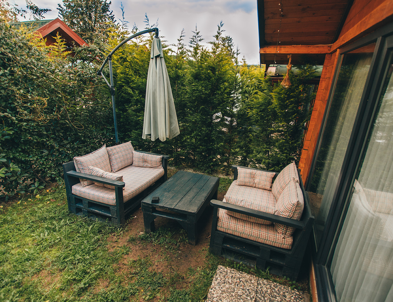 Adesa bungalow butik hotel olarak sizlere sapanca otelleri maşukiye otelleri ve kartepe otelleri içerisinde ayrıcalıklı konaklama hissi oluşturacak ağaç evl