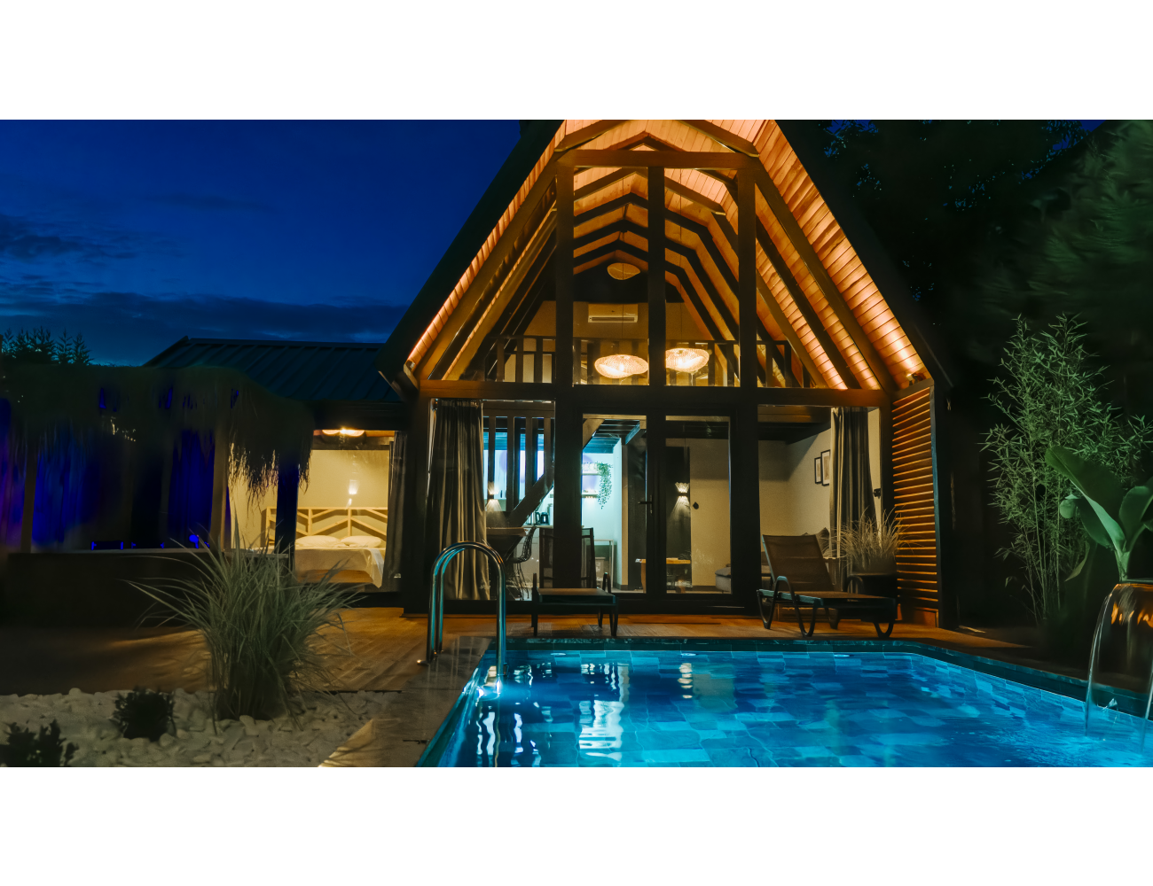 Adesa bungalow butik hotel olarak sizlere sapanca otelleri maşukiye otelleri ve kartepe otelleri içerisinde ayrıcalıklı konaklama hissi oluşturacak ağaç evl